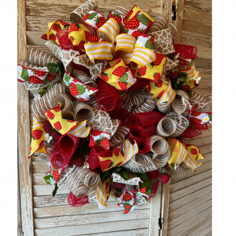 Wreaths & Door Hangers
