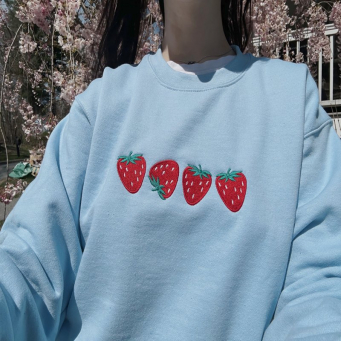 Hoodies & Sweatshirts