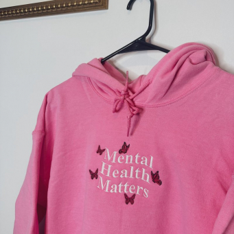 Hoodies & Sweatshirts