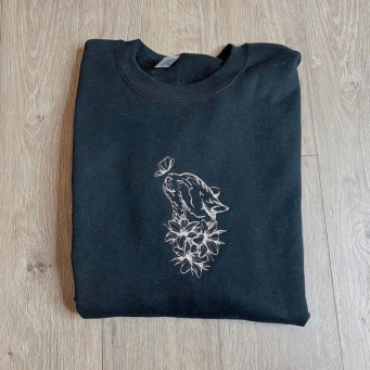 Hoodies & Sweatshirts
