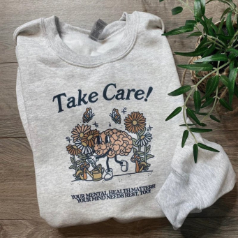 Hoodies & Sweatshirts