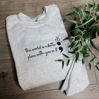 Hoodies & Sweatshirts