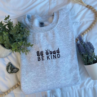 Hoodies & Sweatshirts