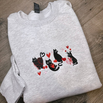 Hoodies & Sweatshirts