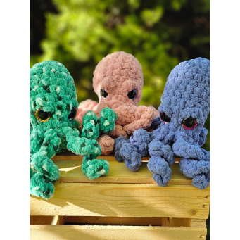 Stuffed Animals & Plushies